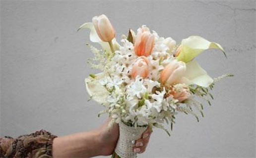 属虎手饰招财吗男孩名字_属虎手饰招财吗男孩名字大全