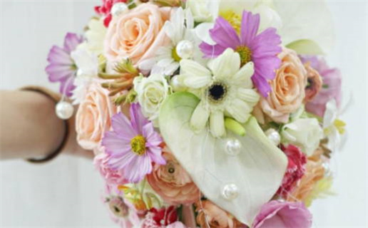 农历二〇二七年九月十七黄历不推荐登记结婚吗,领证好日子查询