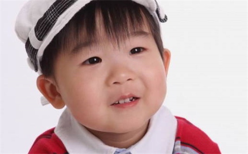 如何给2026年06月20日出生的高姓女宝宝起个好名字？专业分析与建议