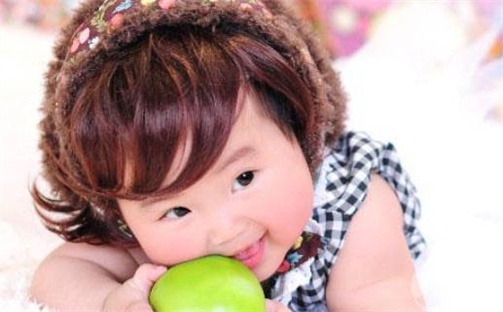 杨姓2026年04月29日出生的男孩子五行缺什么？如何科学取名